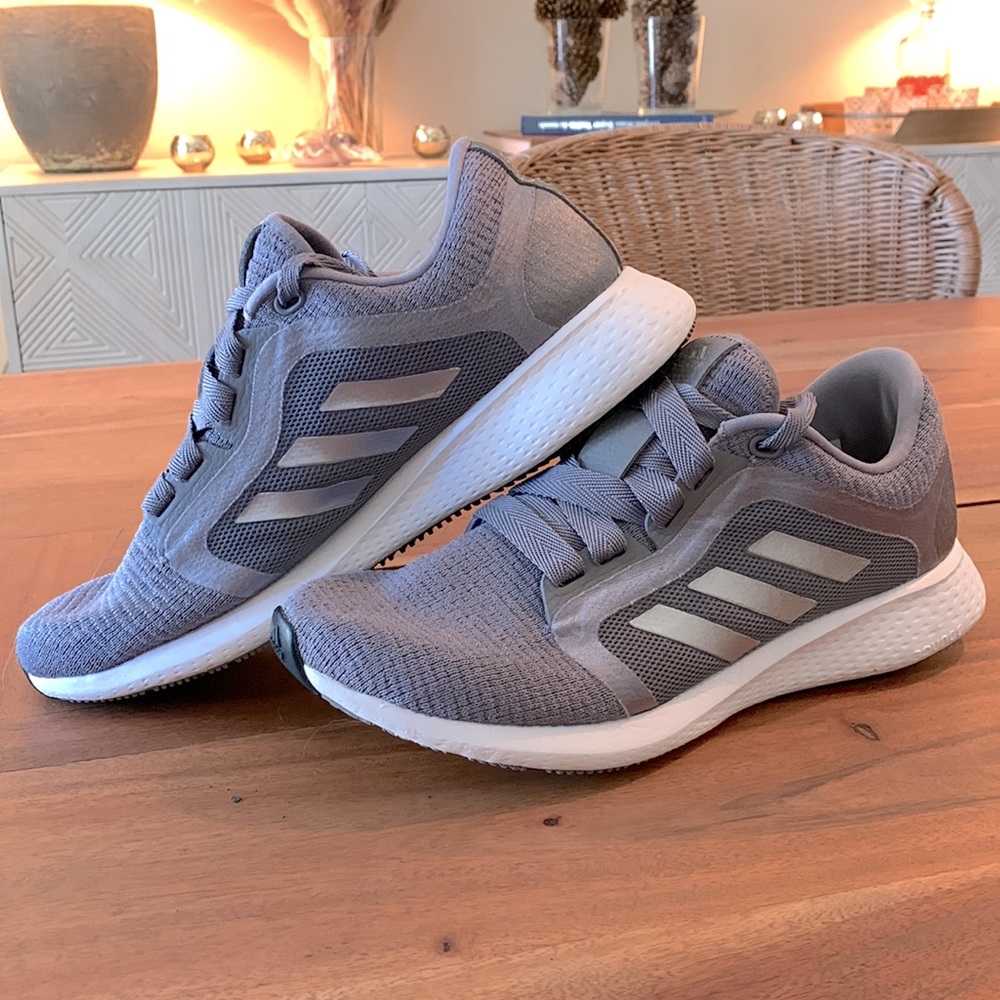 Adidas edgelux sneakers size 7